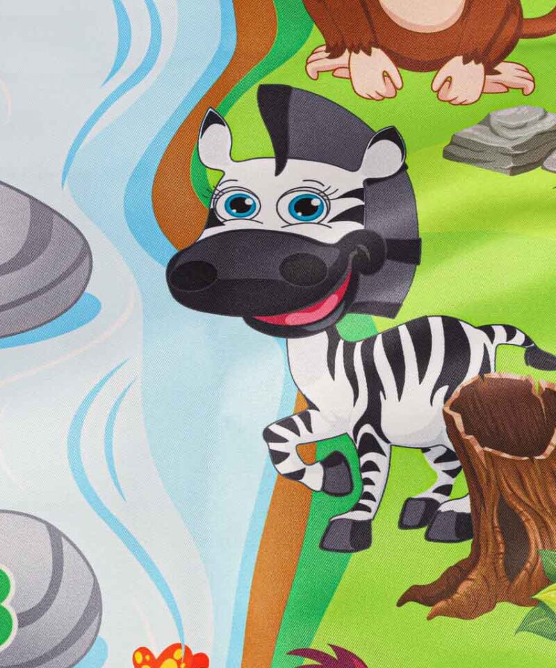 Mängumatt realistlike loomahäältega