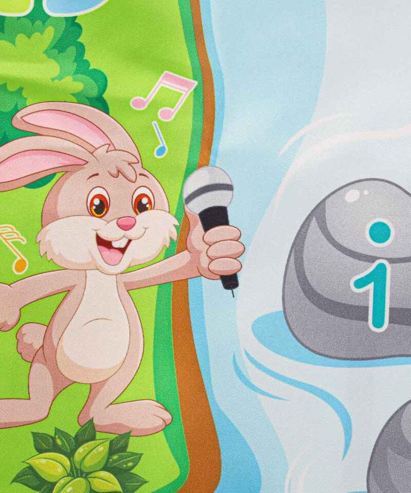 Mängumatt realistlike loomahäältega