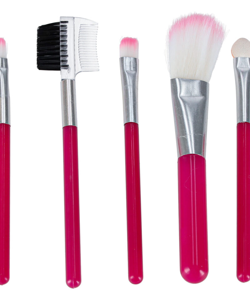 Realistlikud meigiimitatsioonid lastele