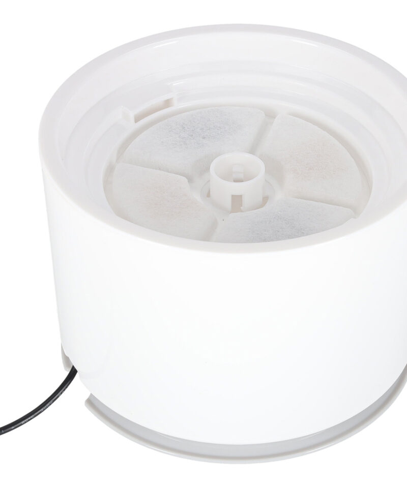 Valge ja hõbedane joogifontään