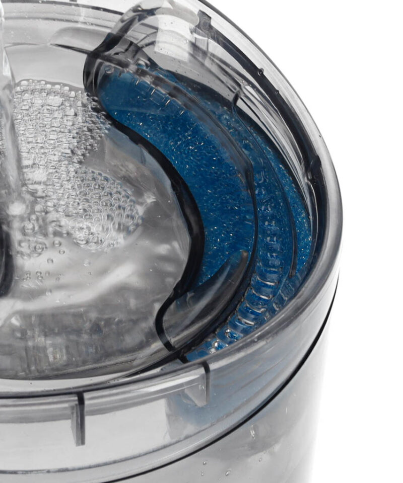 USB-toitega lemmiklooma purskkaev