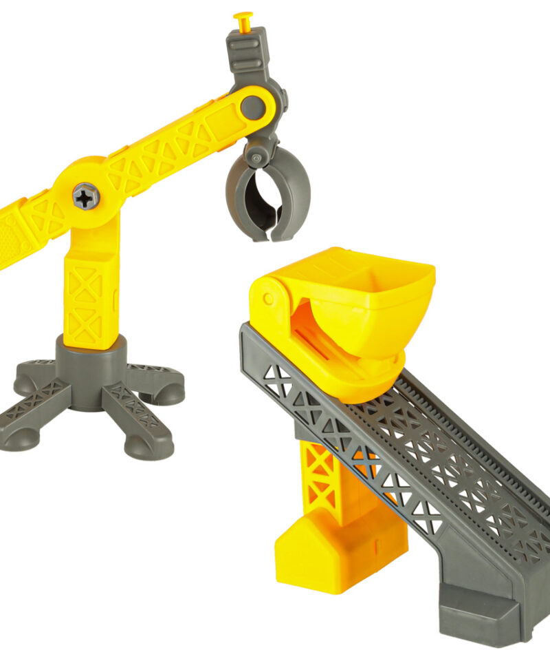 Liivaga mängimine toas ja õues