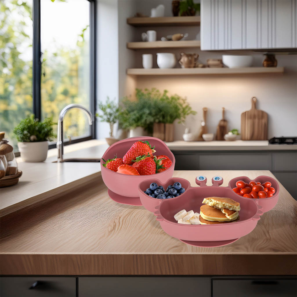 Komplektis taldrik, kauss ja joogitops