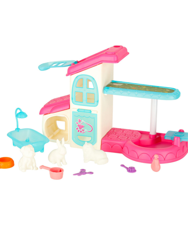 Lapsed mängivad loomade spa mängukomplektiga