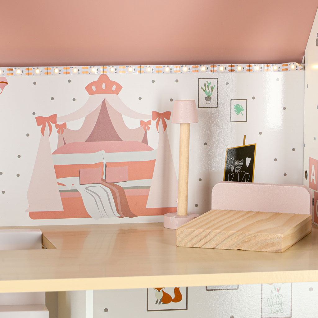 Kvaliteetne nukumaja LED-valgustusega