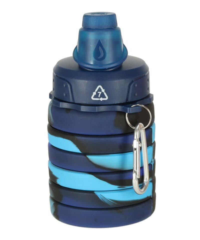 Praktiline sinine veepudel koos karabiiniga