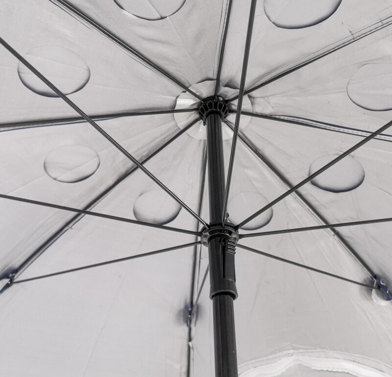 Stiilne rannavari külgkaitsega