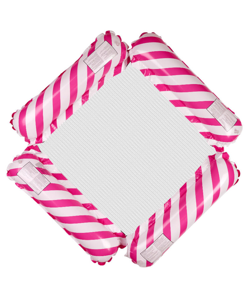 Mitmekülgne täispuhutav veemadrats veepinnal