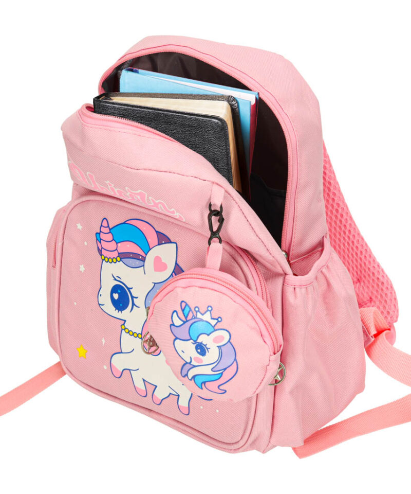 Roosa seljakott ükssarviku motiiviga