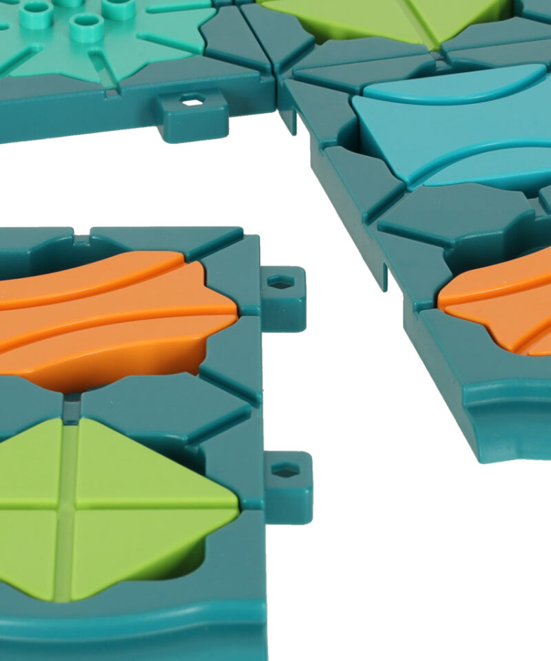 Arendav mängukomplekt lastele