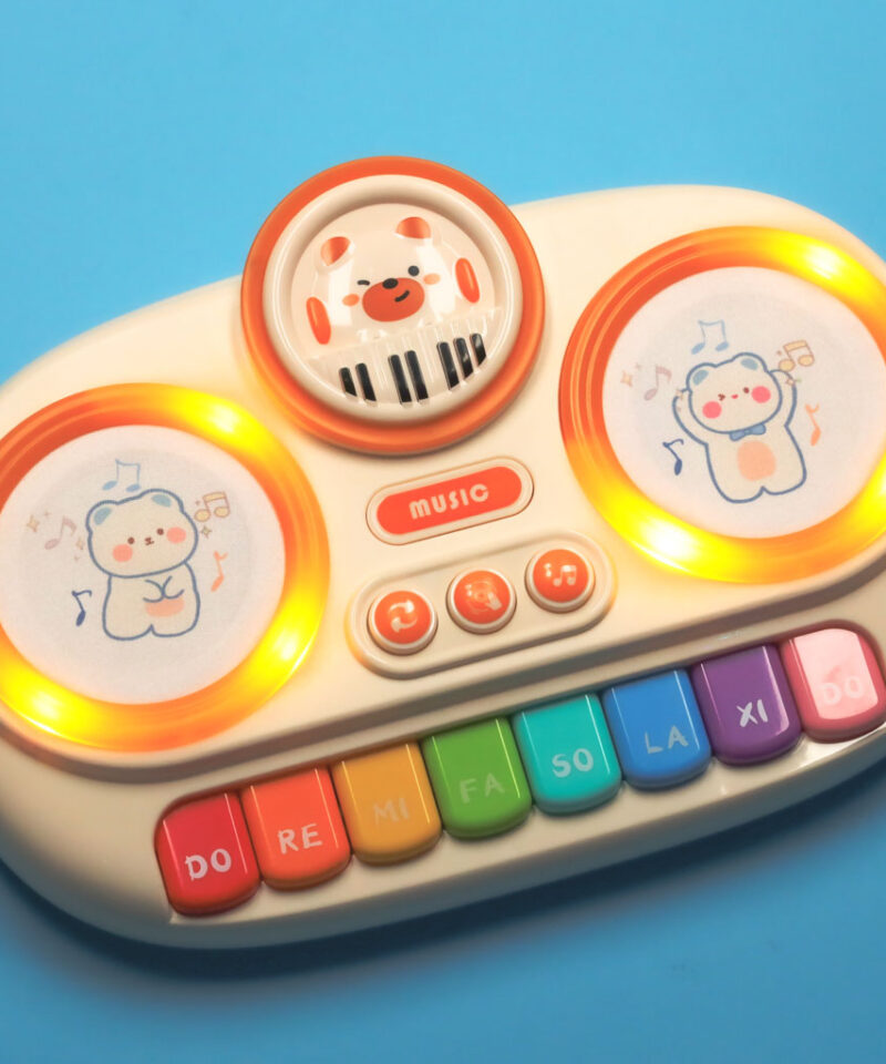 Kaasaskantav klaverimänguasi lastele