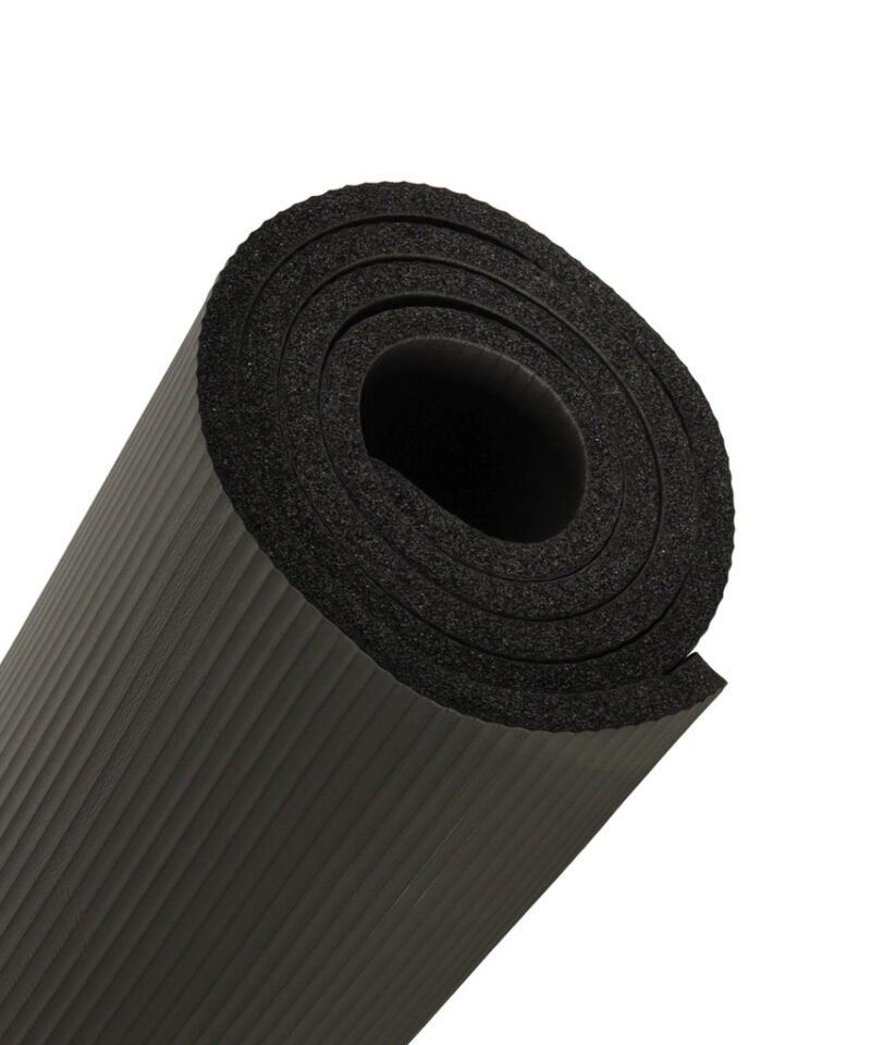 Suur joogamatt erinevate harjutuste jaoks