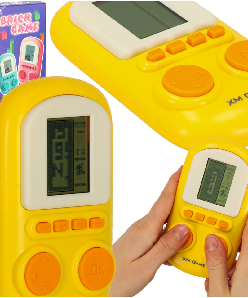 Kollane kaasaskantav mängukonsool laste käes