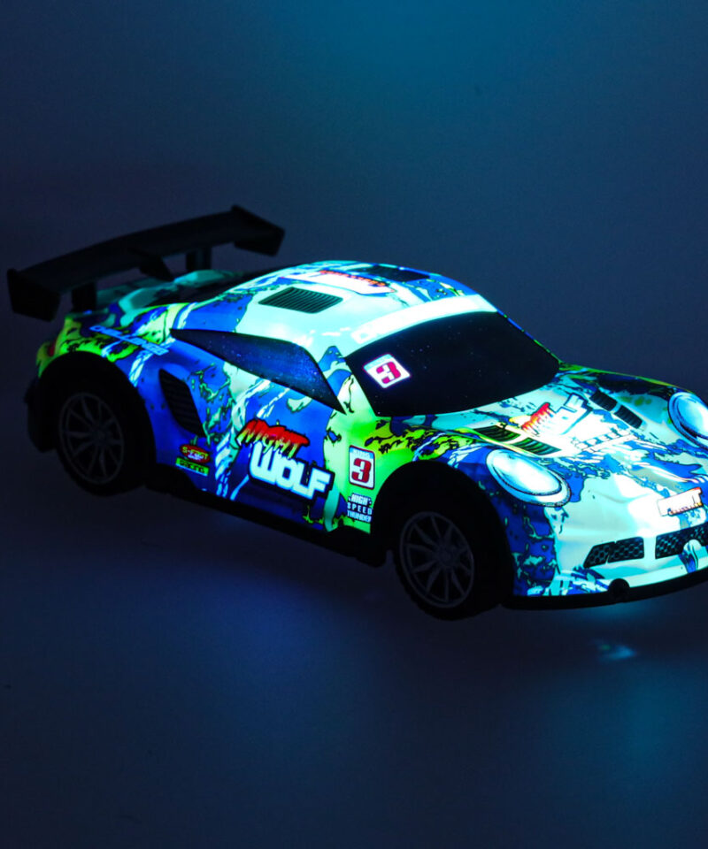 Intuitiivse juhtpuldiga auto