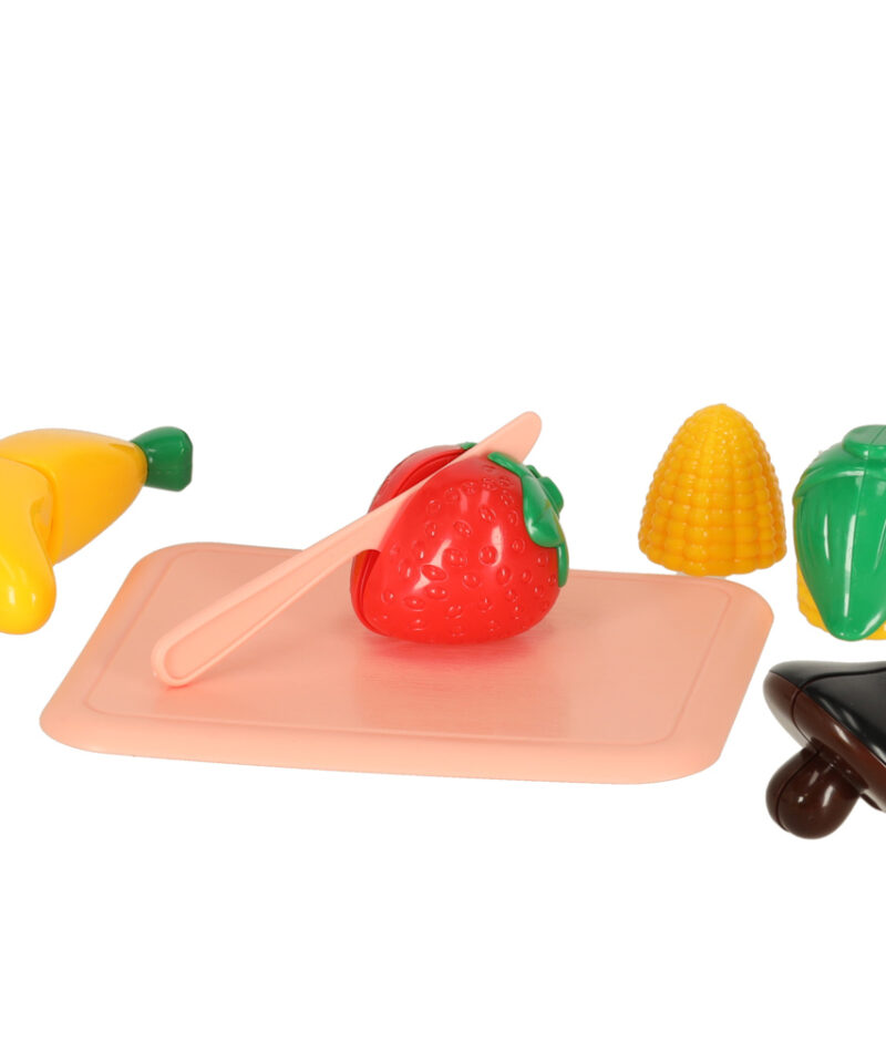 Realistlik veeringlusega köögivalamu