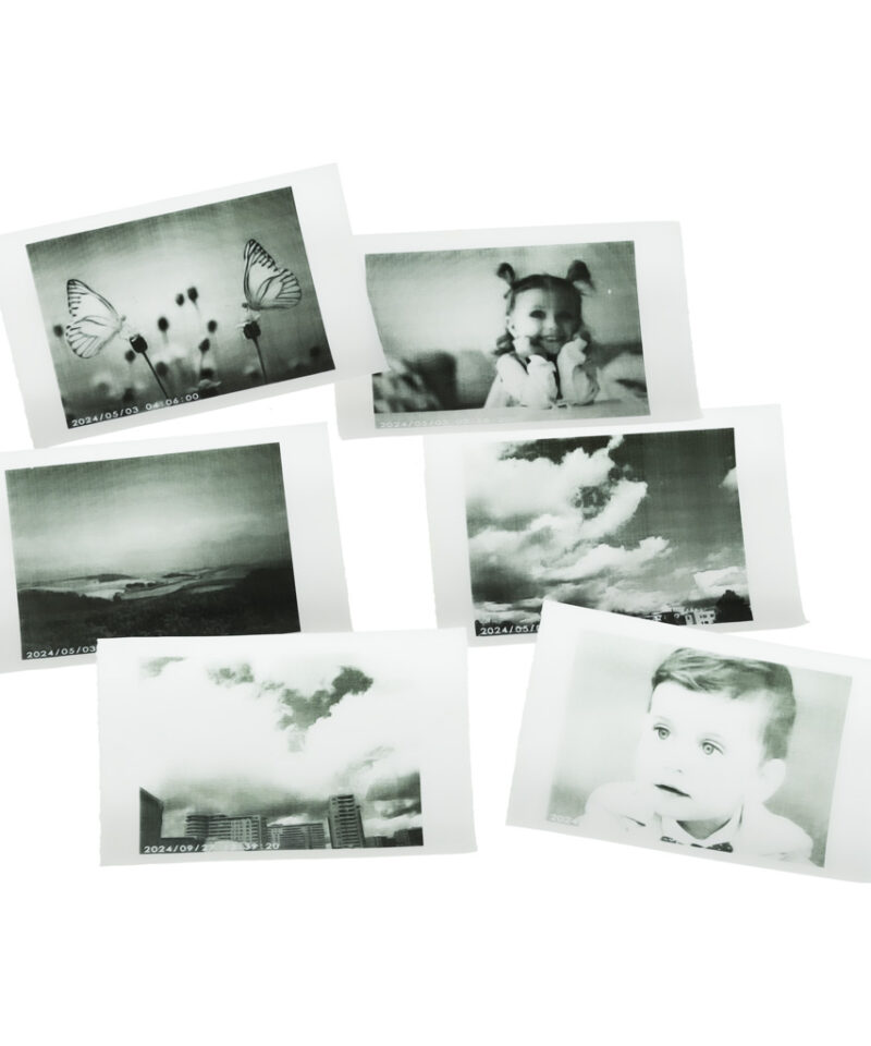 Roosa kaamera muusikamängija ja mängudega