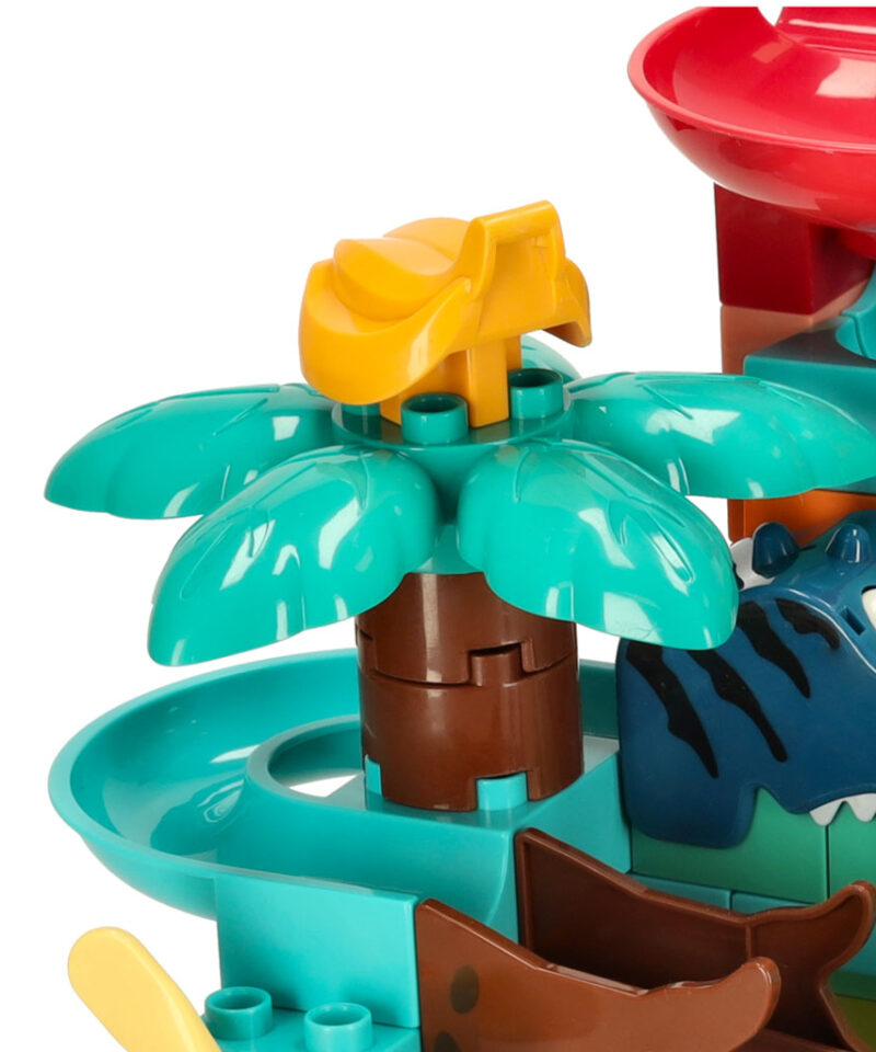 Loomade kujulised klotsid mängukomplektis