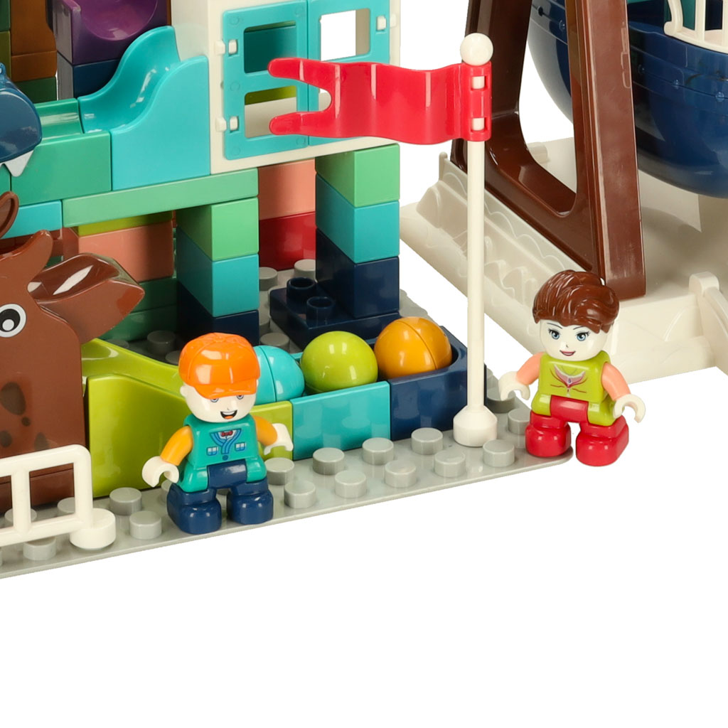 Värvilised kuulid ja klotsid mänguks