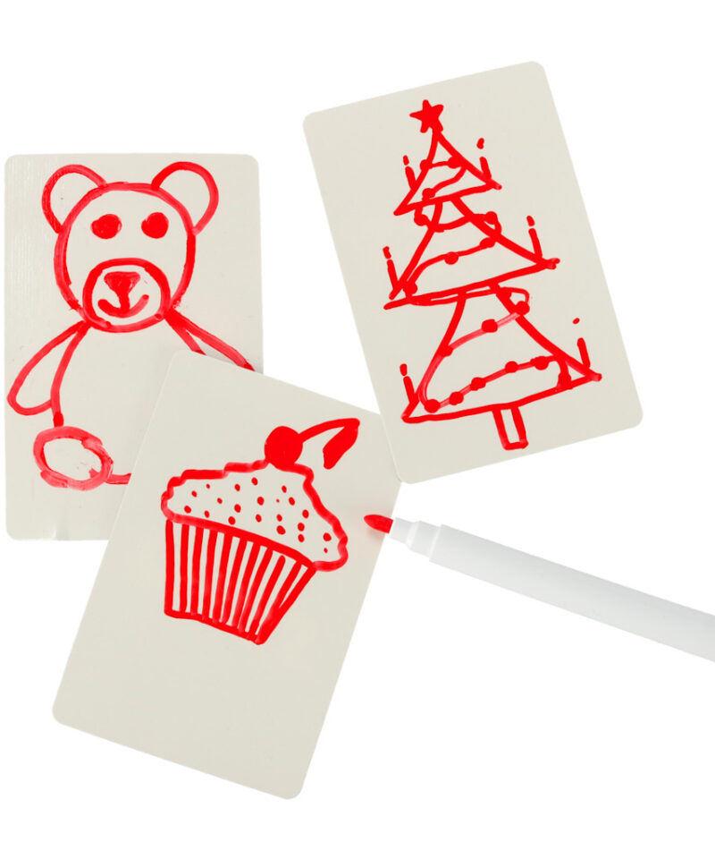 Pere mängimas lõbusat joonistusmängu