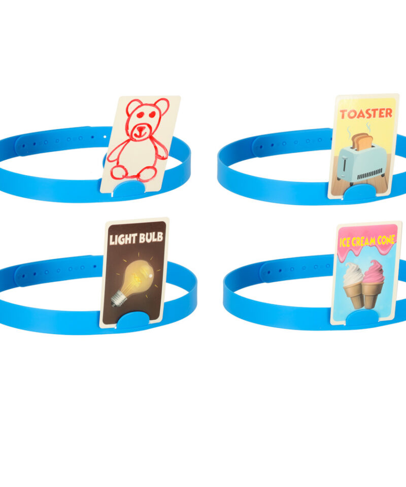 Pere mängimas lõbusat joonistusmängu