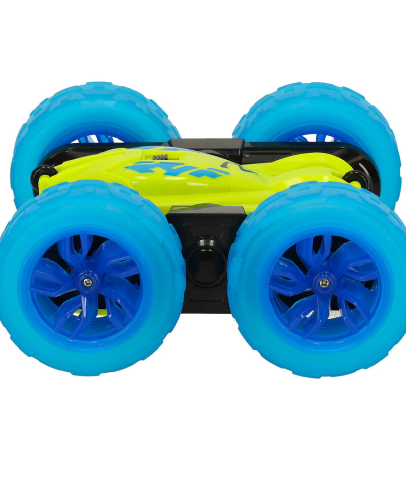 Arendab lapse manuaalseid oskusi