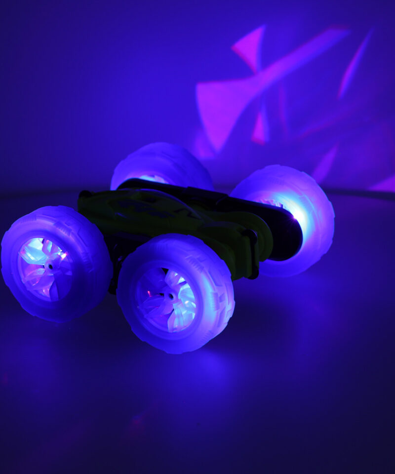 Kaujuhtimisega auto siseruumides ja õues