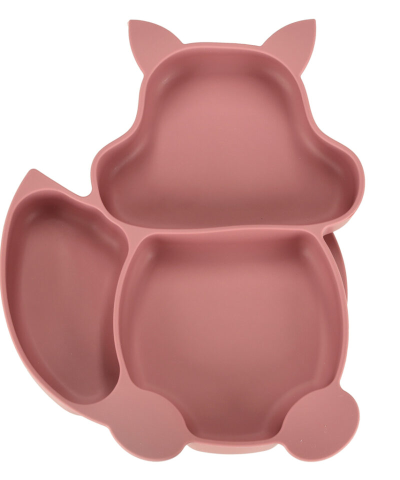 Komplekt sisaldab taldrikut, kaussi ja tassi