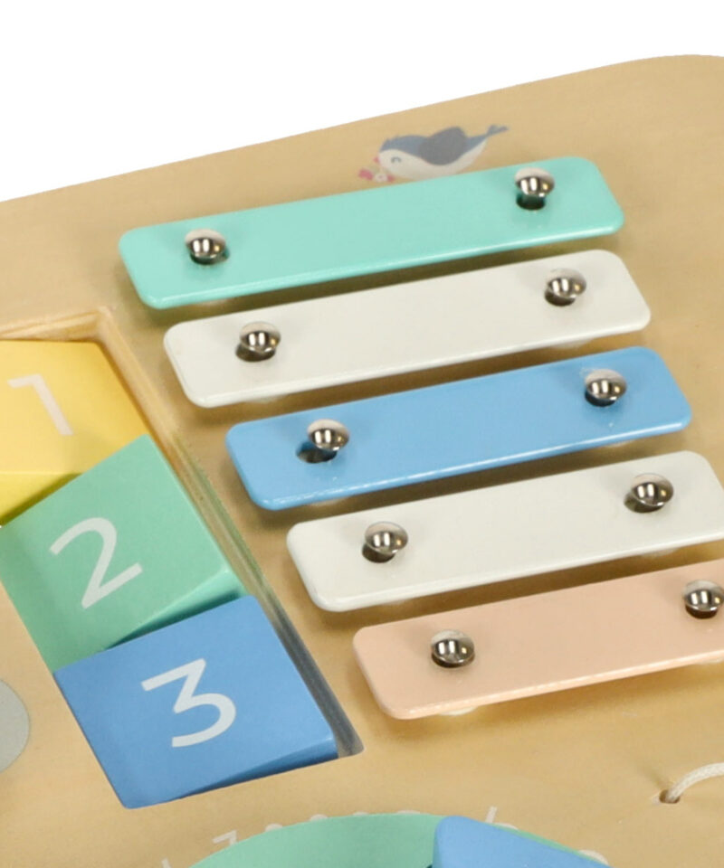 Puidust mängulaud koos lisafunktsioonidega