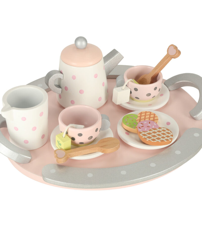 Puidust tee- ja kohviserviis lastele mängimiseks