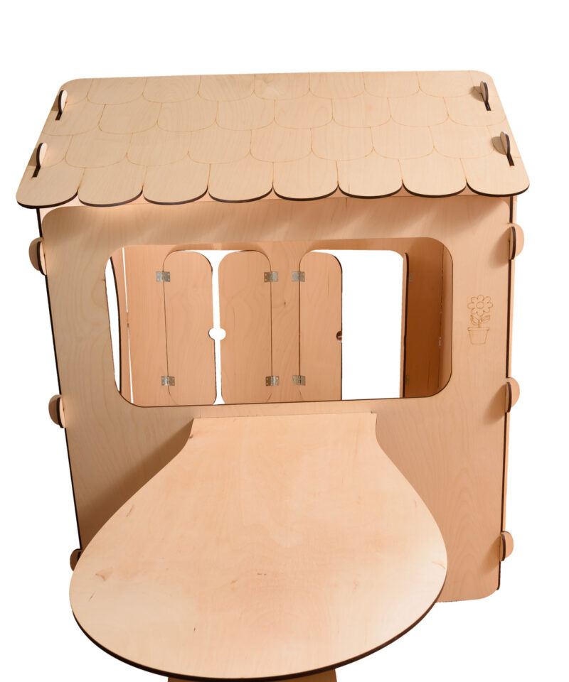 Mängumaja koos LED valgustitega