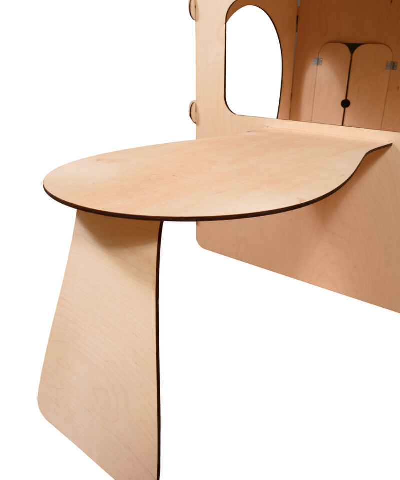 Mängumaja koos LED valgustitega