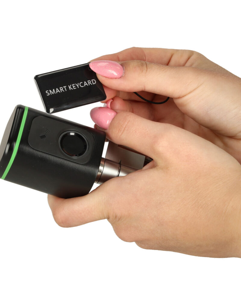 Kvaliteetsetest materjalidest ukse lukk