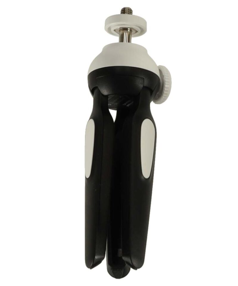 Projektor kaugjuhtimispuldiga