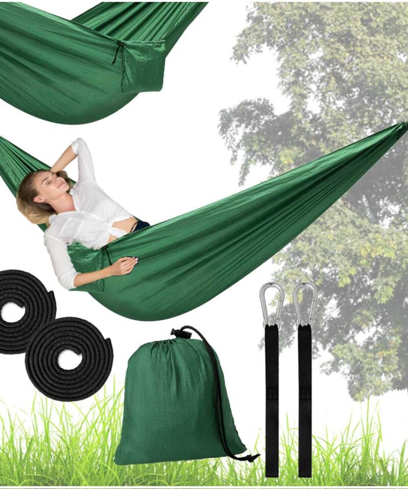 Roheline hammak koduaeda või matkale