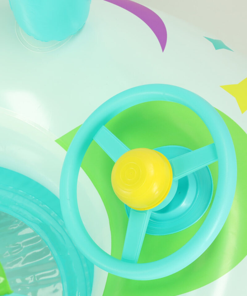 Praktiline katus kaitseb päikese eest