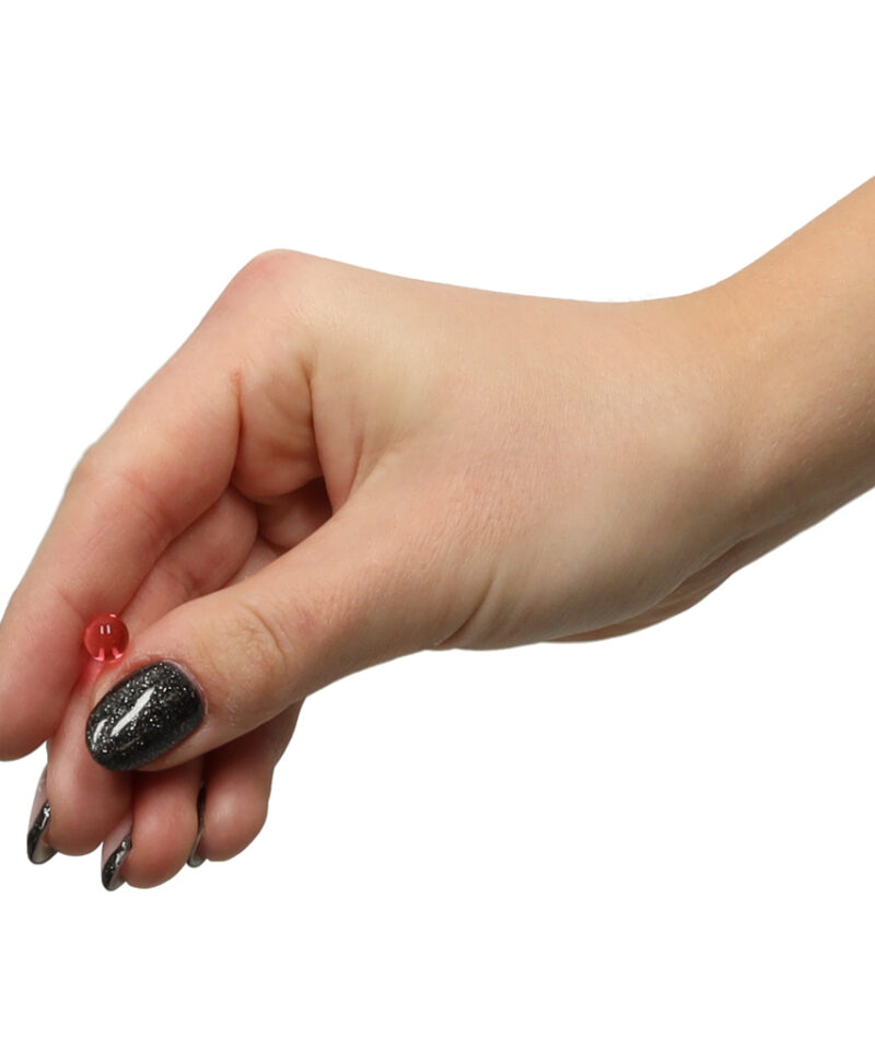 Mitmevärvilised kuulid lillepottides