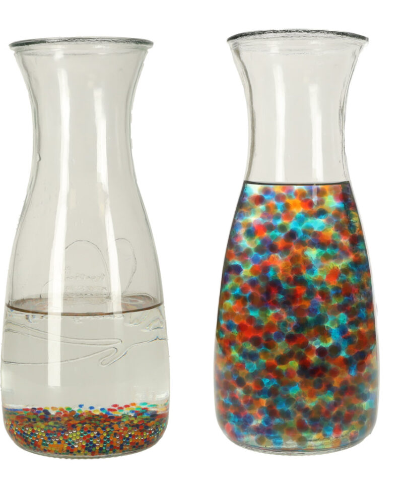 Värvilised pallid taimedele niiskuse tagamiseks