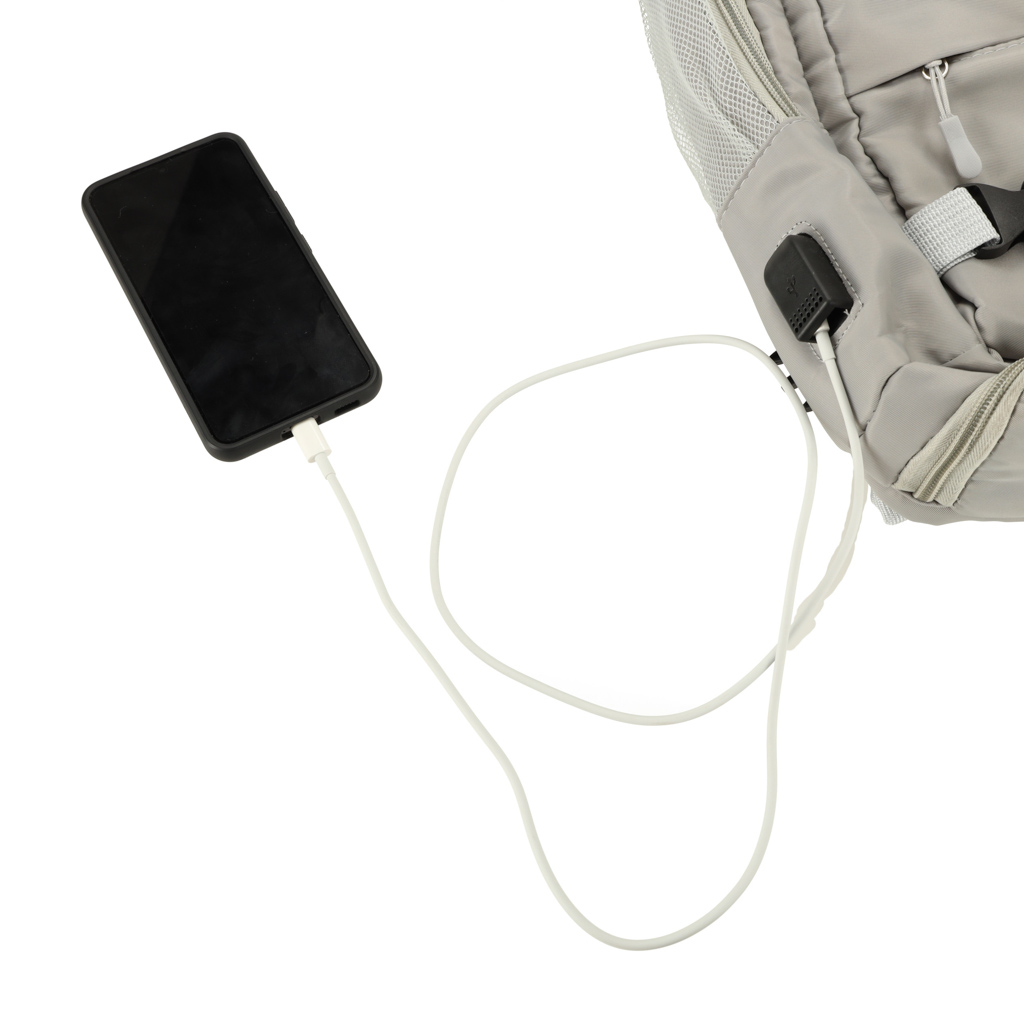 Kott integreeritud USB pesaga