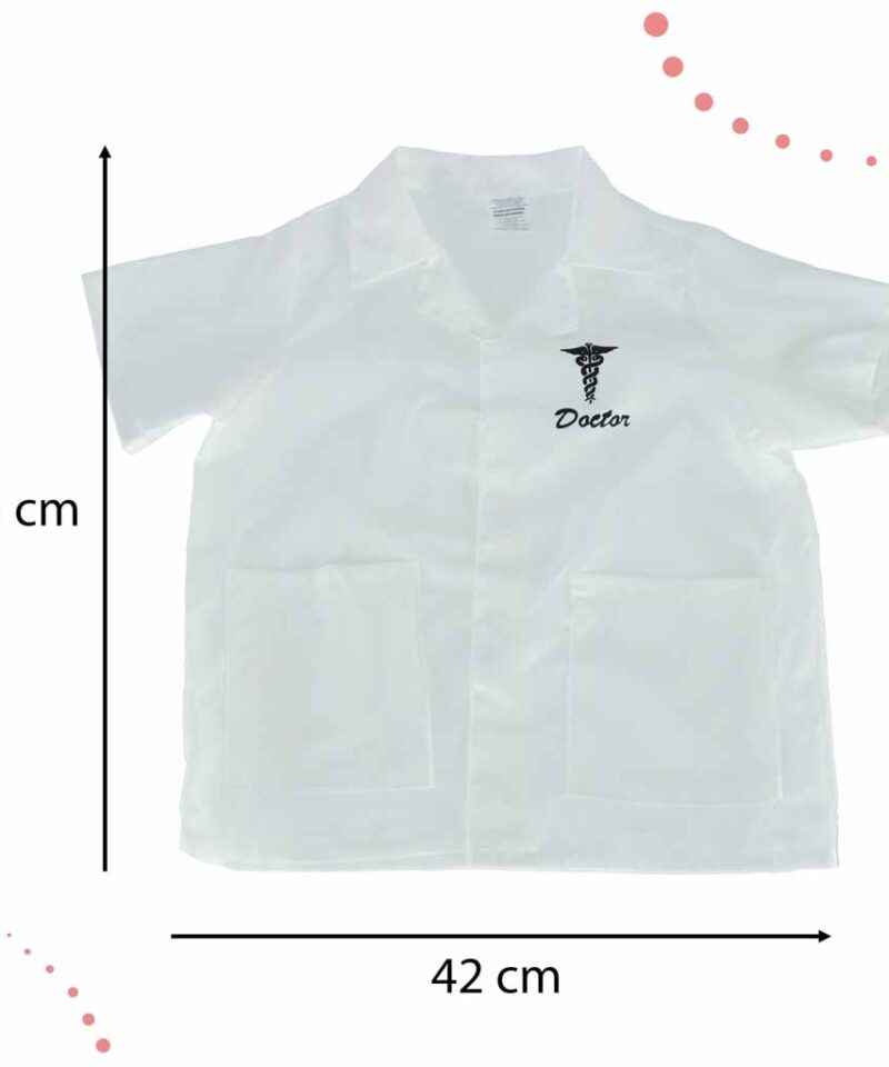 Stetoskoop ja süstal laste kostüümis