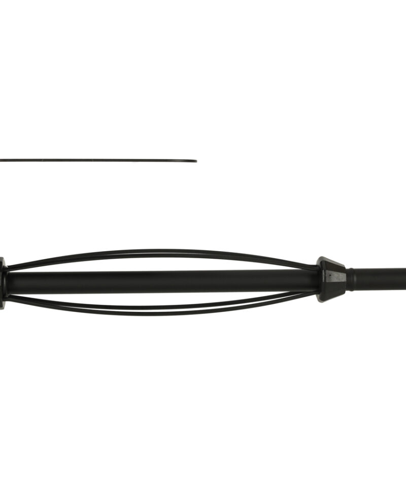 Köögipaberirulli hoidja must köögis