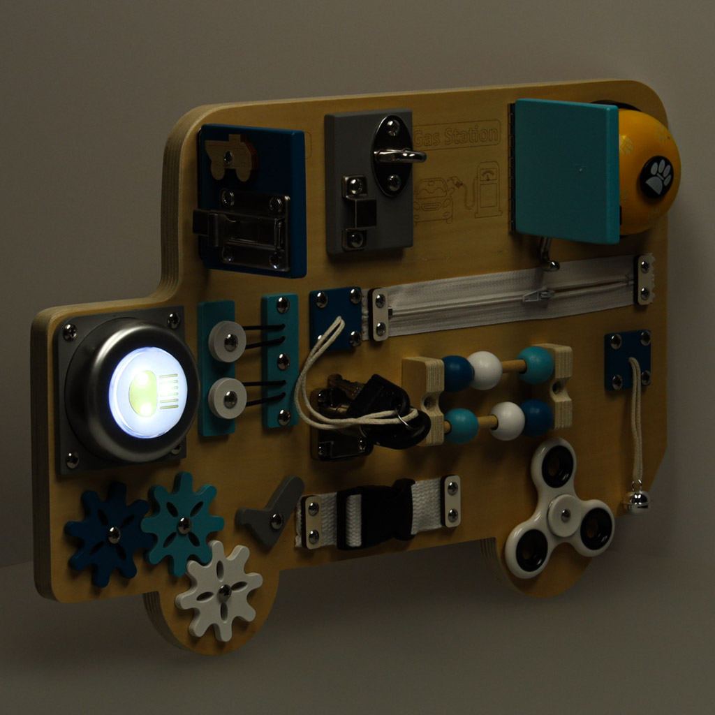 Laste tegevustahvel igapäevaesemetega