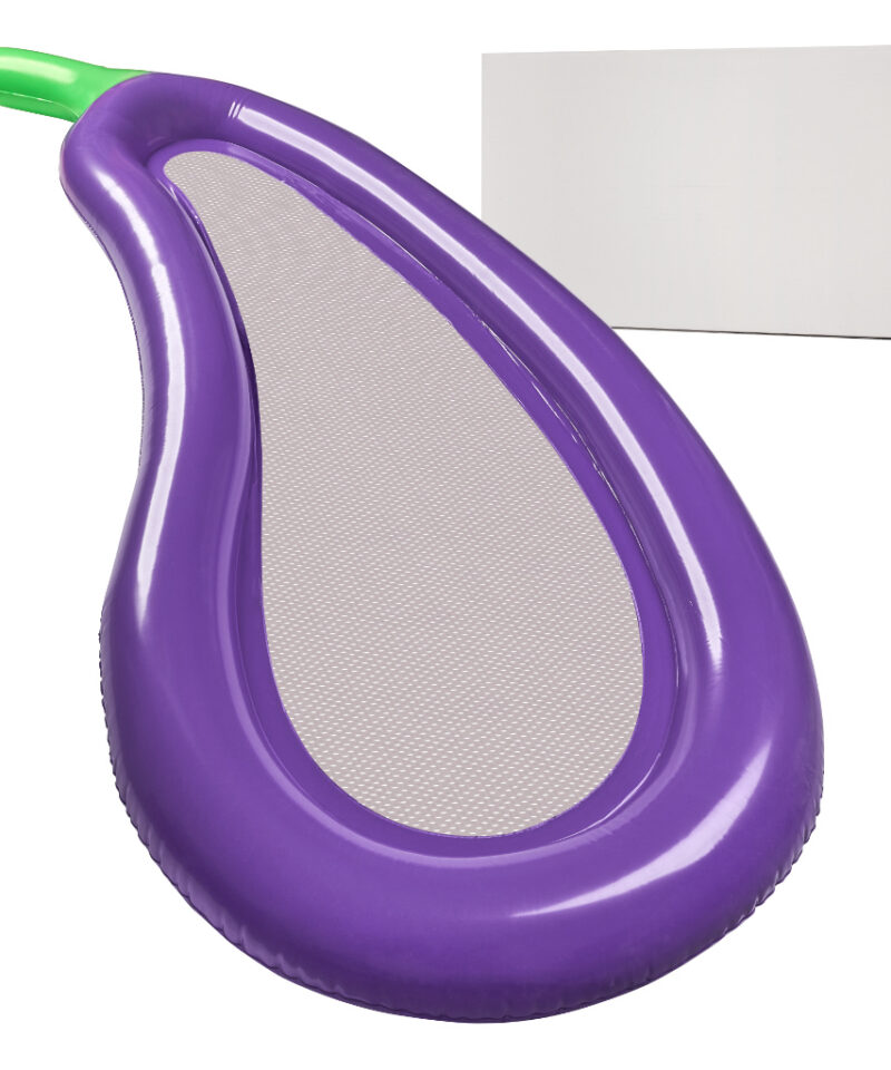 Lilla baklažaanikujuline ujumismadrats vees