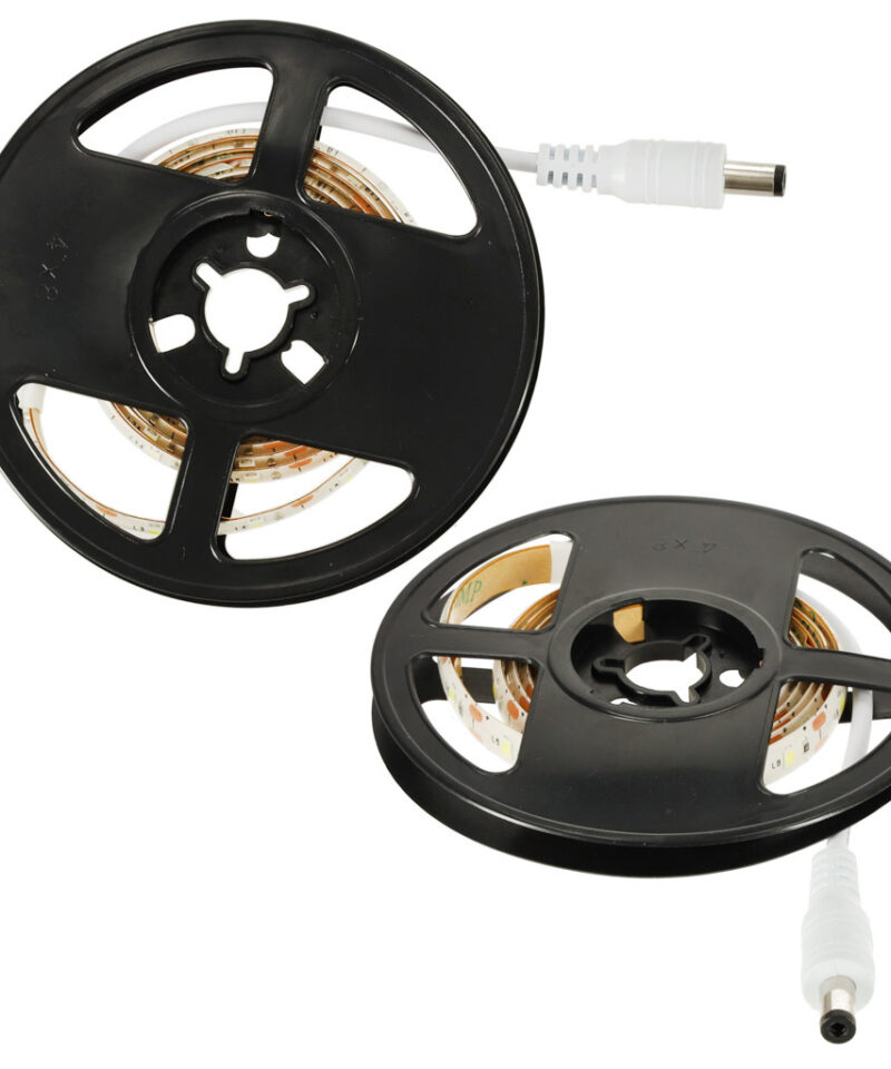 Liikumisanduriga LED-riba trepil