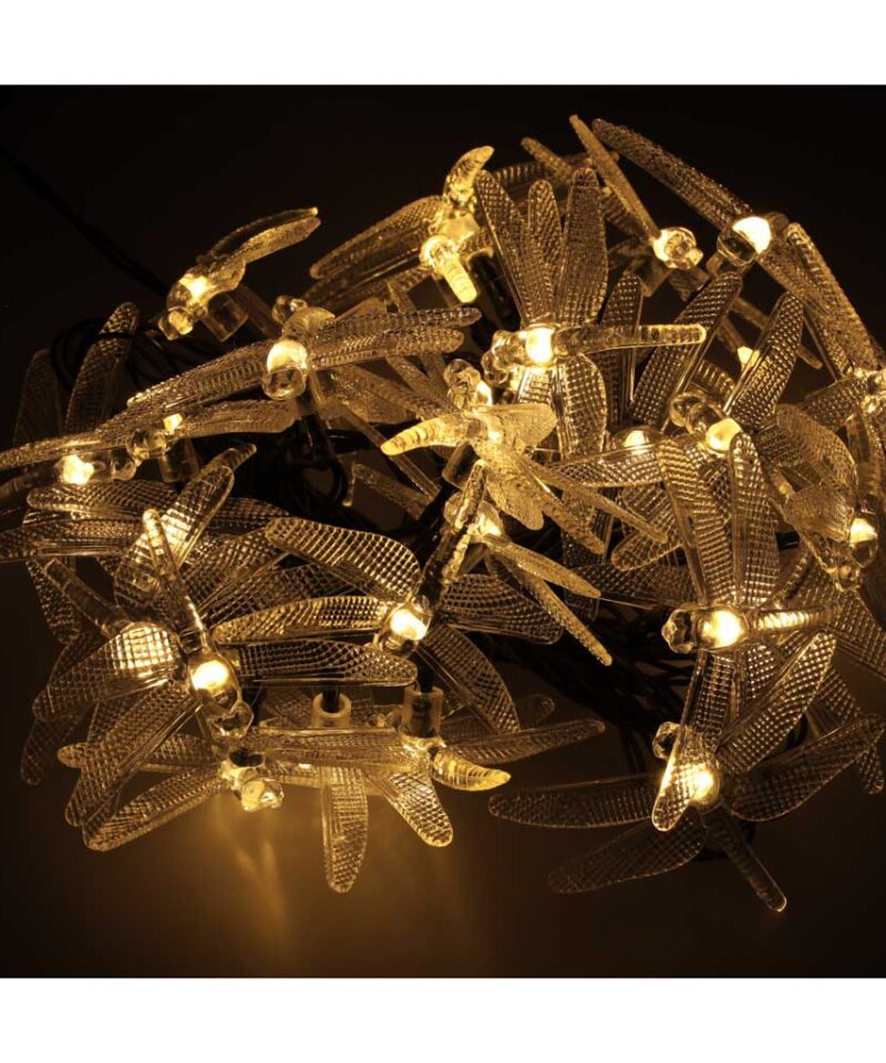 Päikesepaneeliga aiavalgustid säästlikuks valgustuseks