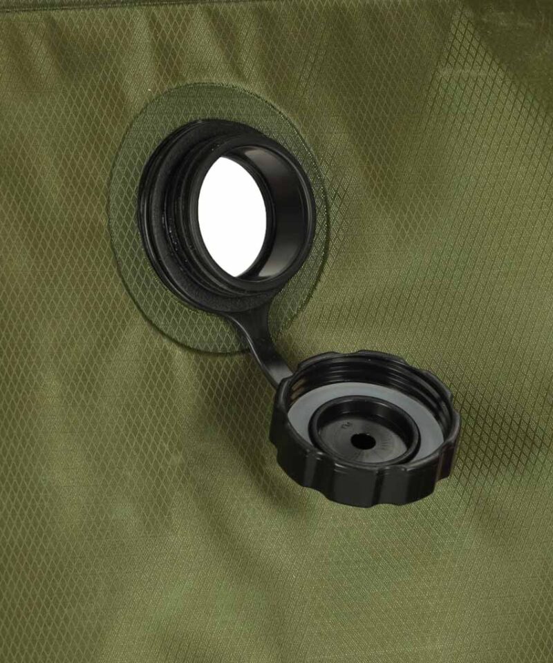 Termomeetriga dušš matkajatele