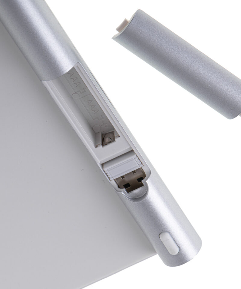 Stiilne hõbedane klaviatuur