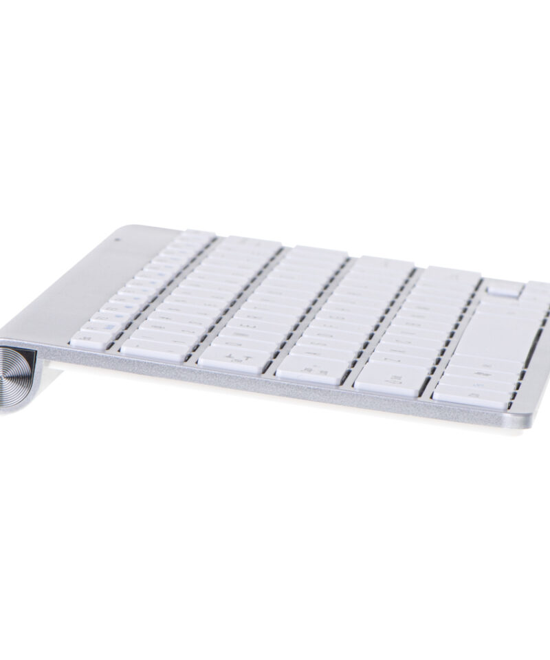 Stiilne hõbedane klaviatuur