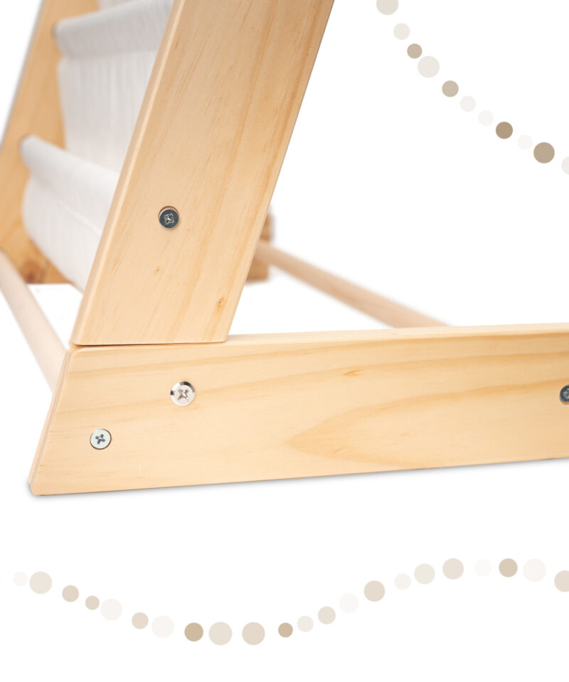 Ohutu ja praktiline laste raamaturiiul