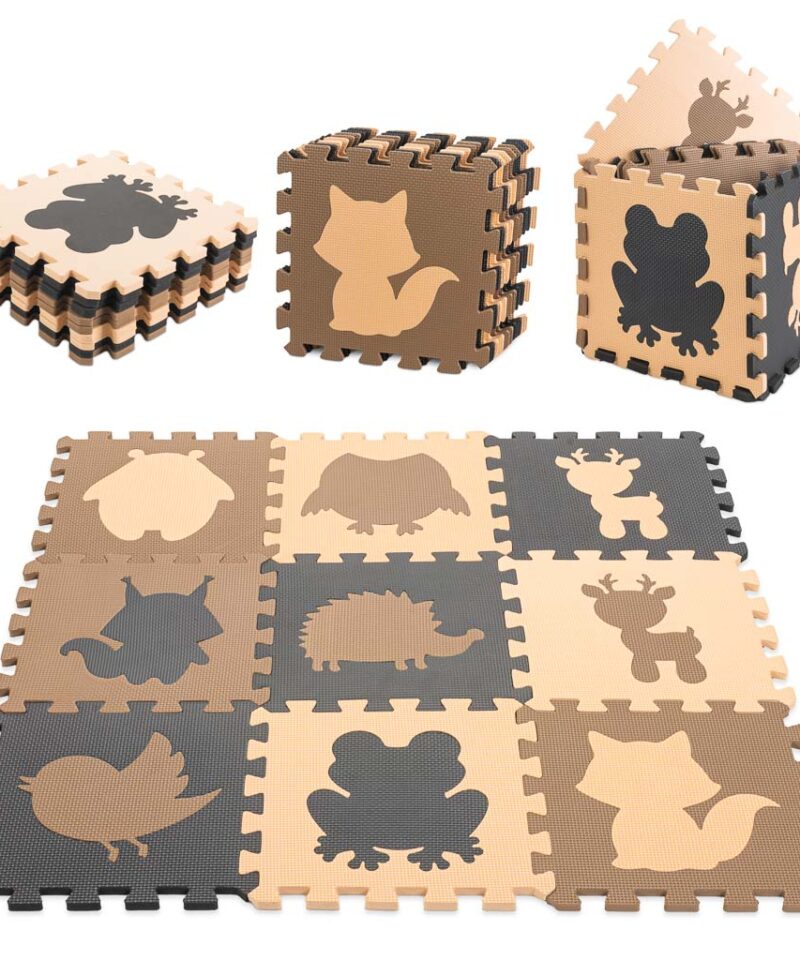 Hariv beebimatt koos värviliste kujunditega