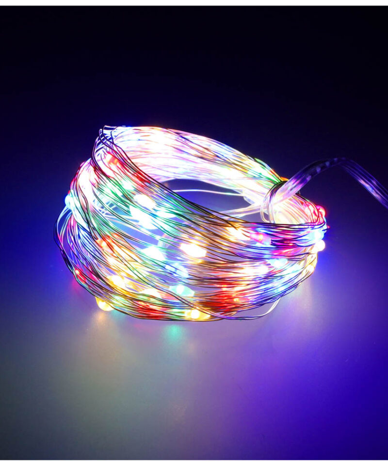 LED-tuled jõulupuul